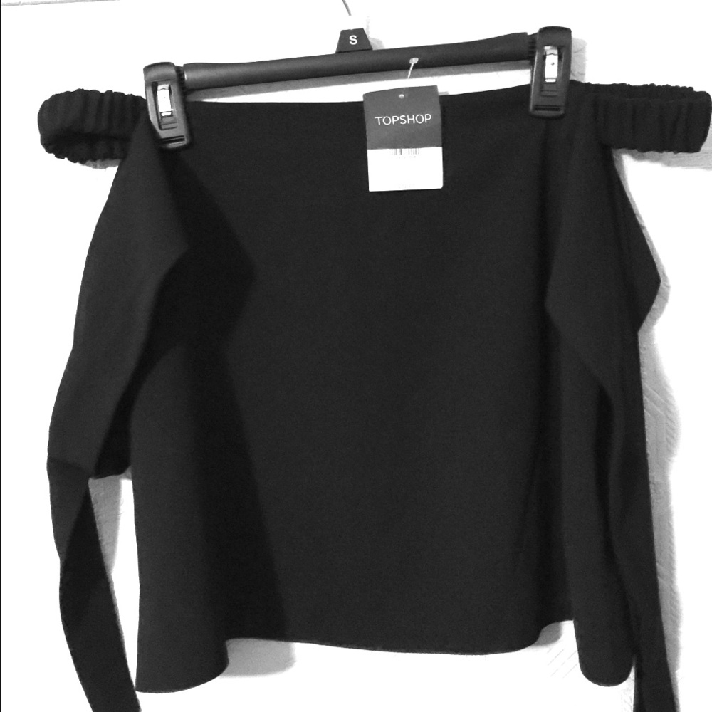 Bardot tie sleeve top